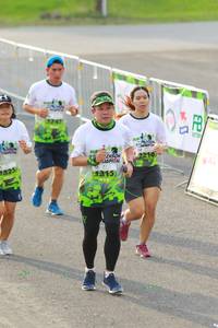 BIB: 152, 1315
                            <button type="button" onclick="openModal(3553043)" class="btn btn-primary btn-sm float-right btn-popup" data-toggle="modal" data-target=".modal-high-quality">
                        <i class="fas fa-shopping-cart"></i> Add to Cart
                    </button>
                                            <button type="button" onclick="isThisMe(3553043, true)" class="btn btn-success btn-sm float-right btn-popup btn-isme hidden" data-toggle="tooltip" data-placement="bottom" title="นี่คือรูปของคุณใช่ไหม คลิกที่นี่เพื่อเอาเข้าอัลบั้ม">
                        <i class="fas fa-plus"></i> Add to album
                    </button>
                    <button type="button" onclick="isThisMe(3553043, false)" class="btn btn-warning btn-sm float-right btn-popup btn-isnotme hidden">
                        <i class="fas fa-ban"></i> Remove from album
                    </button>